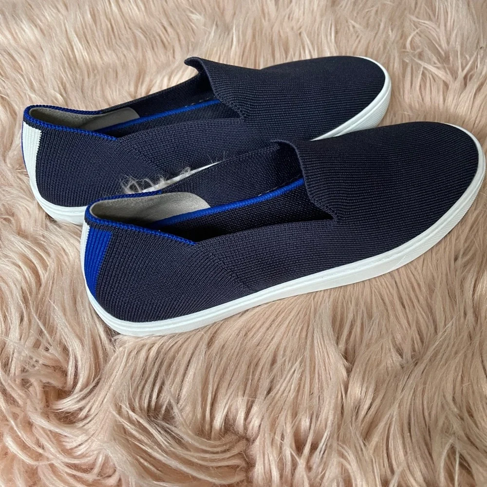 Rothys deep navy blue size 9.5 woman’s sneakers
